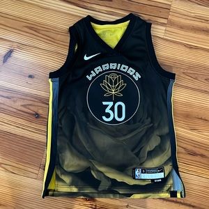 Curry basketball jersey